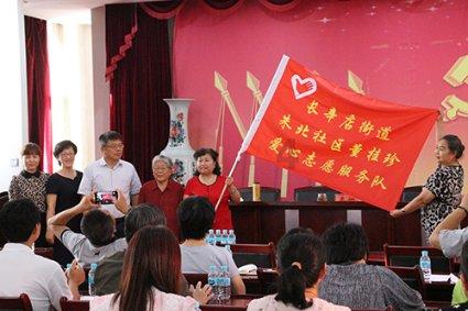撒哈拉大沙漠的沙尘暴横跨大西洋，会吹到美国和亚马逊雨林吗？
